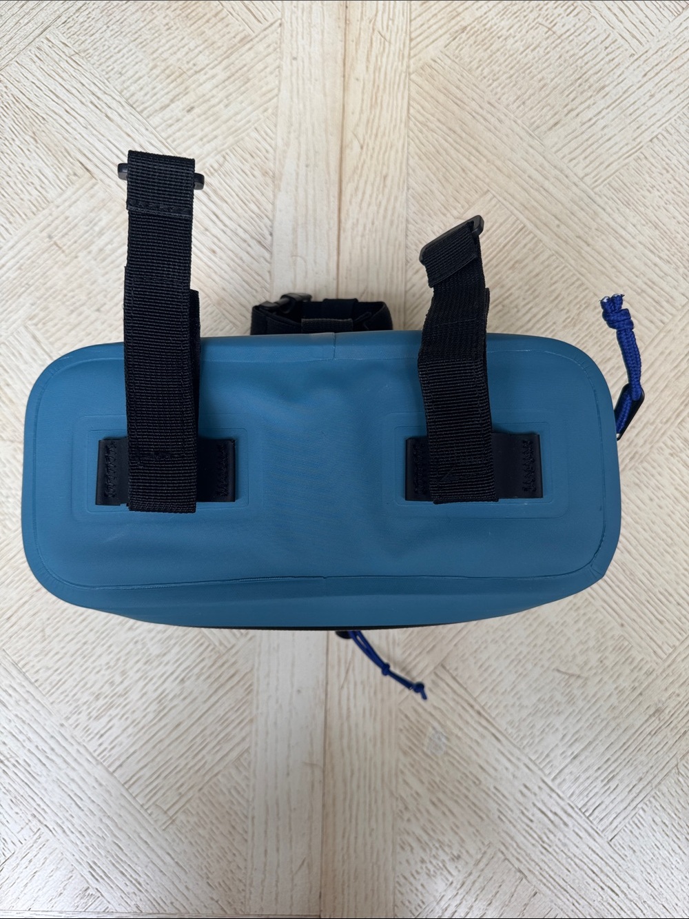 Cafe Du Cycliste Blue Handlebar Bag - Picture 2 of 6